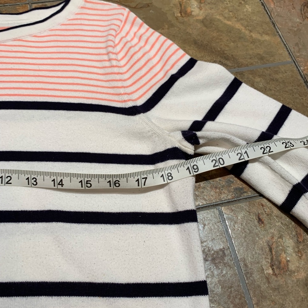 Talbots Sweater - Picture 3 of 14